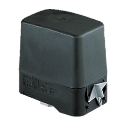 Presostat do utrzymywania określonego ciśnienia w instalacji wodociągowej bez zaworu spustowego Typ CS 2-6 BAR 1/2" Socla